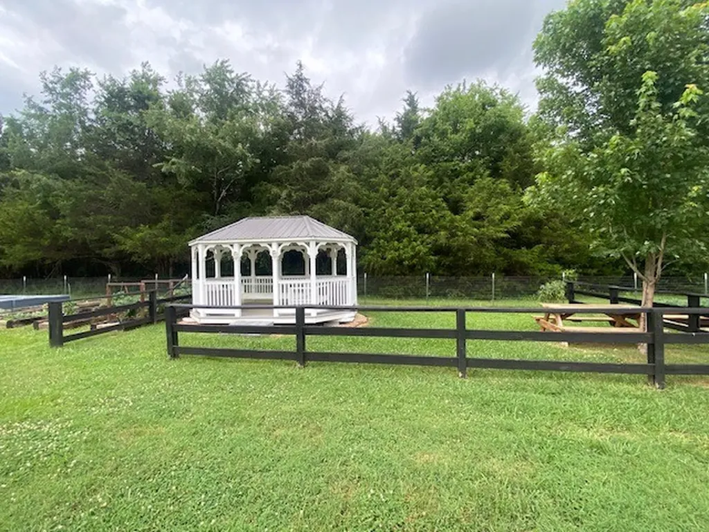 249 Walnut Grove Road Christiana TN 37037