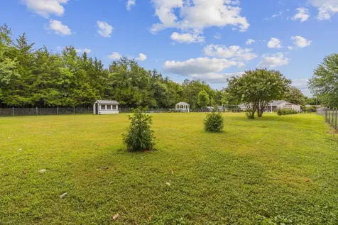 249 Walnut Grove Road Christiana TN 37037
