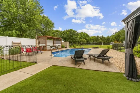 249 Walnut Grove Road Christiana TN 37037