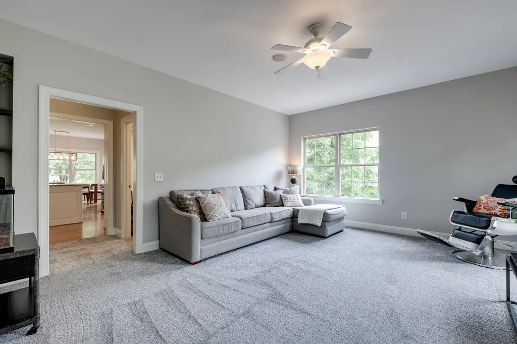 127 Country Hills Drive Hendersonville TN 37075