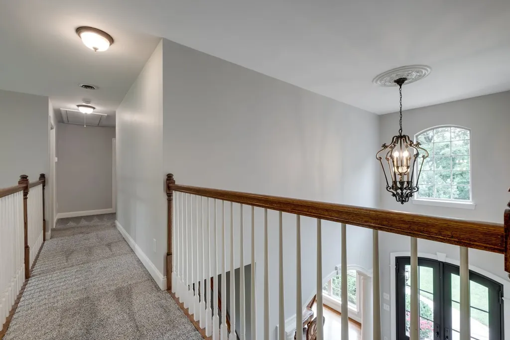 127 Country Hills Drive Hendersonville TN 37075