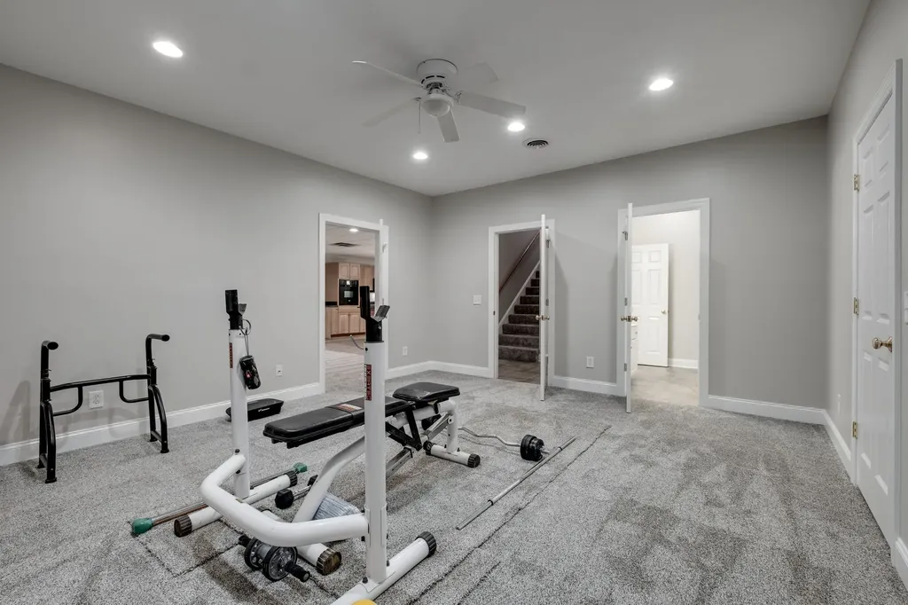 127 Country Hills Drive Hendersonville TN 37075