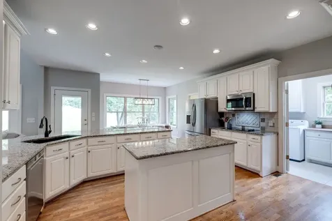 127 Country Hills Drive Hendersonville TN 37075