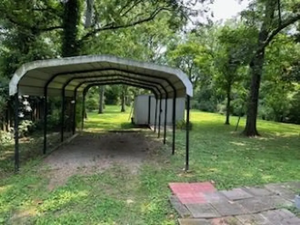 911 Westchester Drive Madison TN 37115