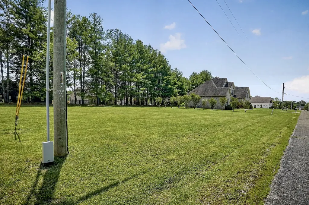 139 Chestnut Oak Avenue Smithville TN 37166