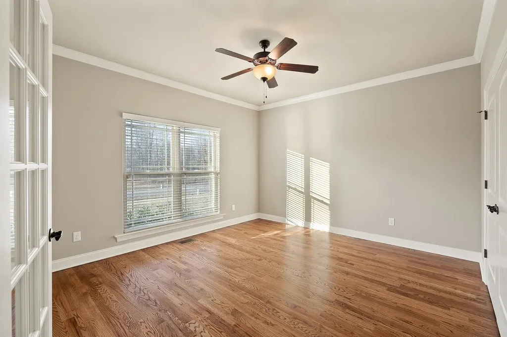 139 Chestnut Oak Avenue Smithville TN 37166