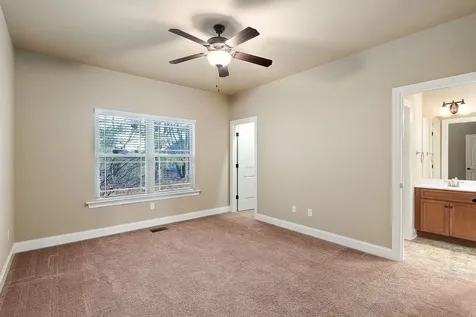 139 Chestnut Oak Avenue Smithville TN 37166