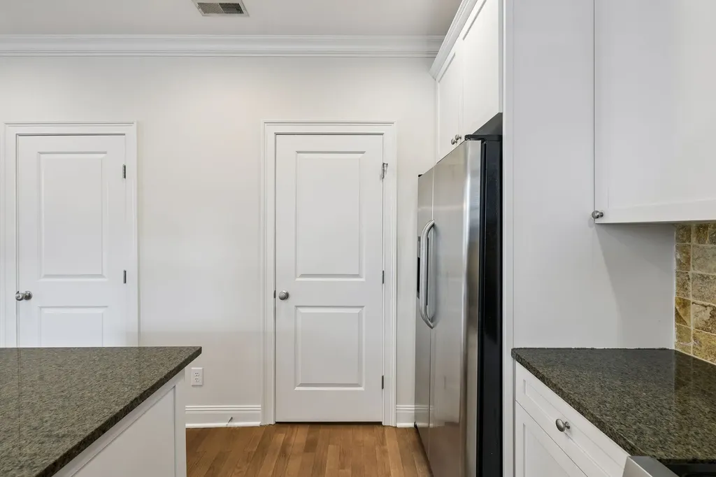 2110 Acklen Avenue Nashville TN 37212