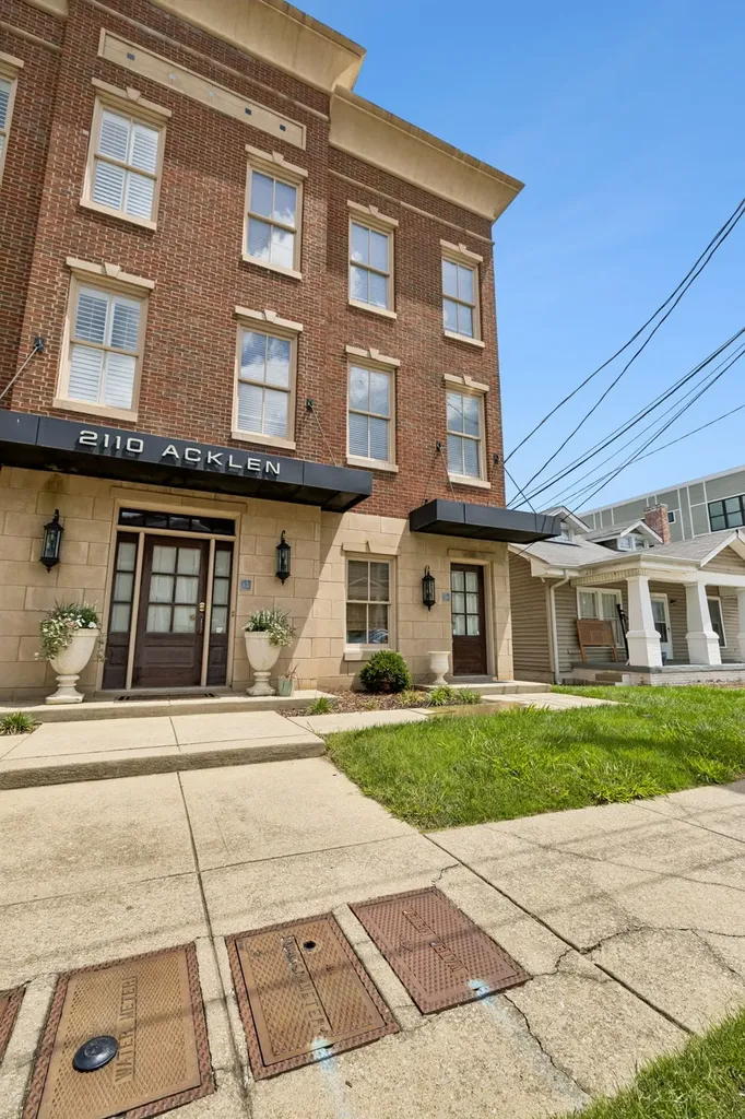 2110 Acklen Avenue Nashville TN 37212
