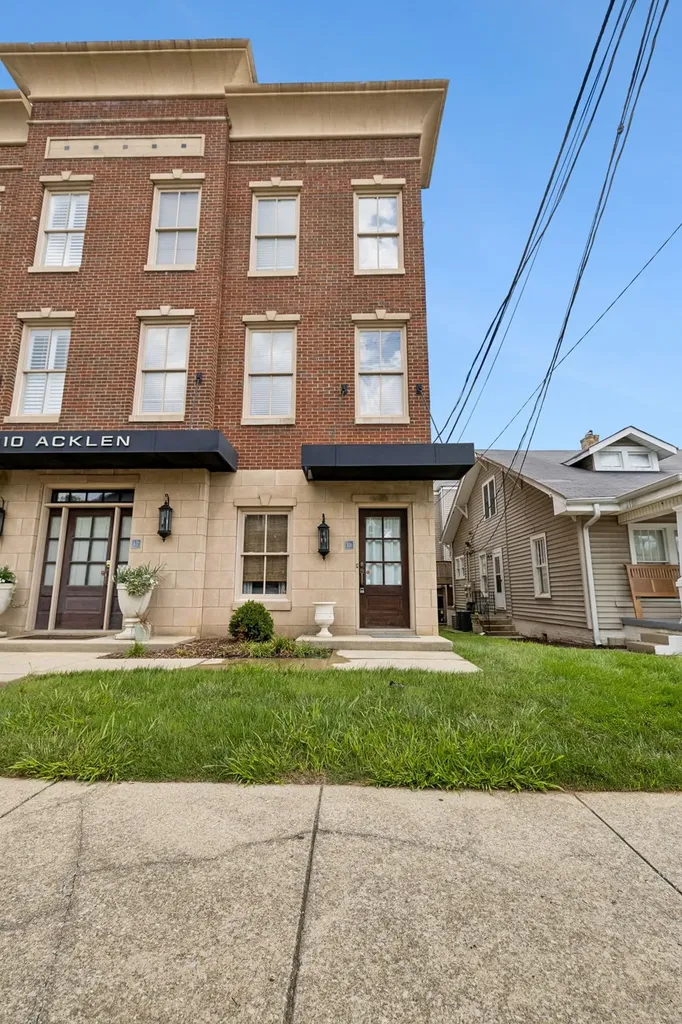 2110 Acklen Avenue Nashville TN 37212