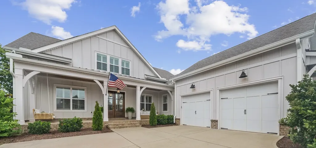 994 Spruce Ridge Lane Spring Hill TN 37174