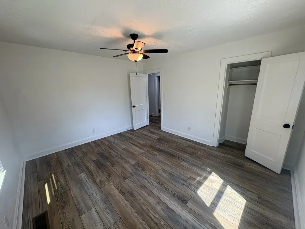 1909 10th Ave, N Nashville TN 37208