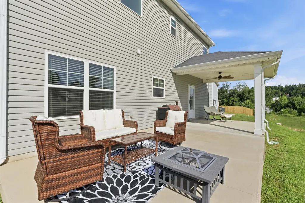132 Dueler Drive Hermitage TN 37076