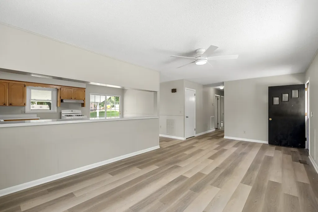 131 Bold Springs Road Mc Ewen TN 37101