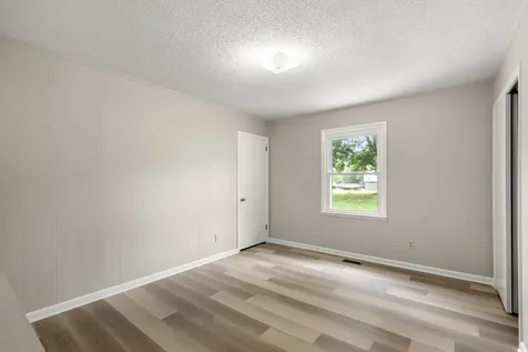 131 Bold Springs Road Mc Ewen TN 37101