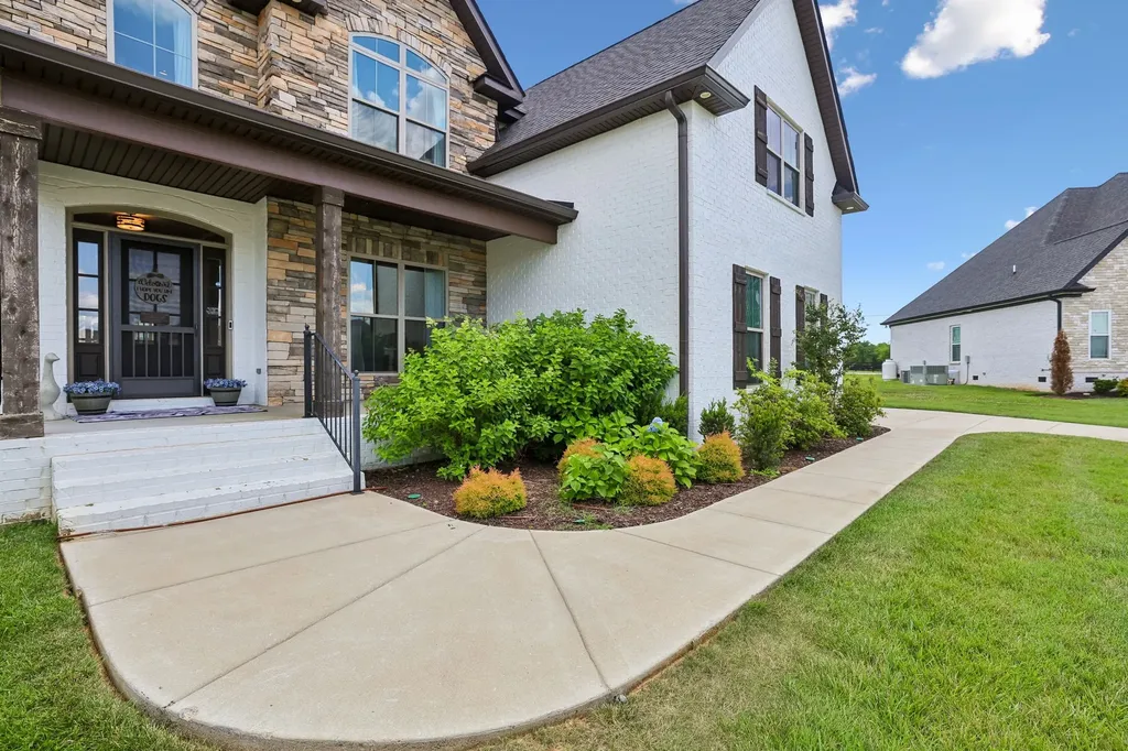 2729 Carousel Drive Murfreesboro TN 37128