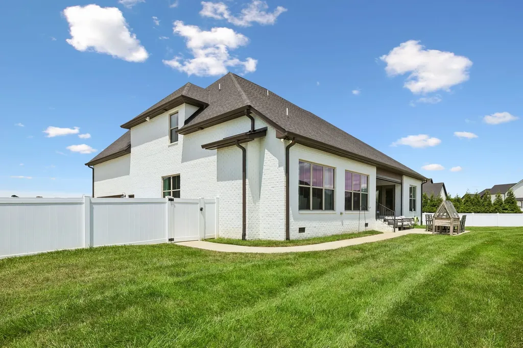 2729 Carousel Drive Murfreesboro TN 37128
