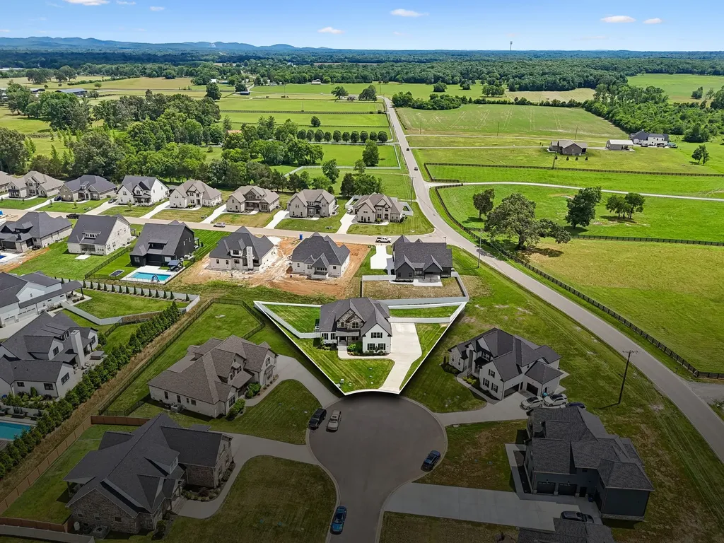 2729 Carousel Drive Murfreesboro TN 37128