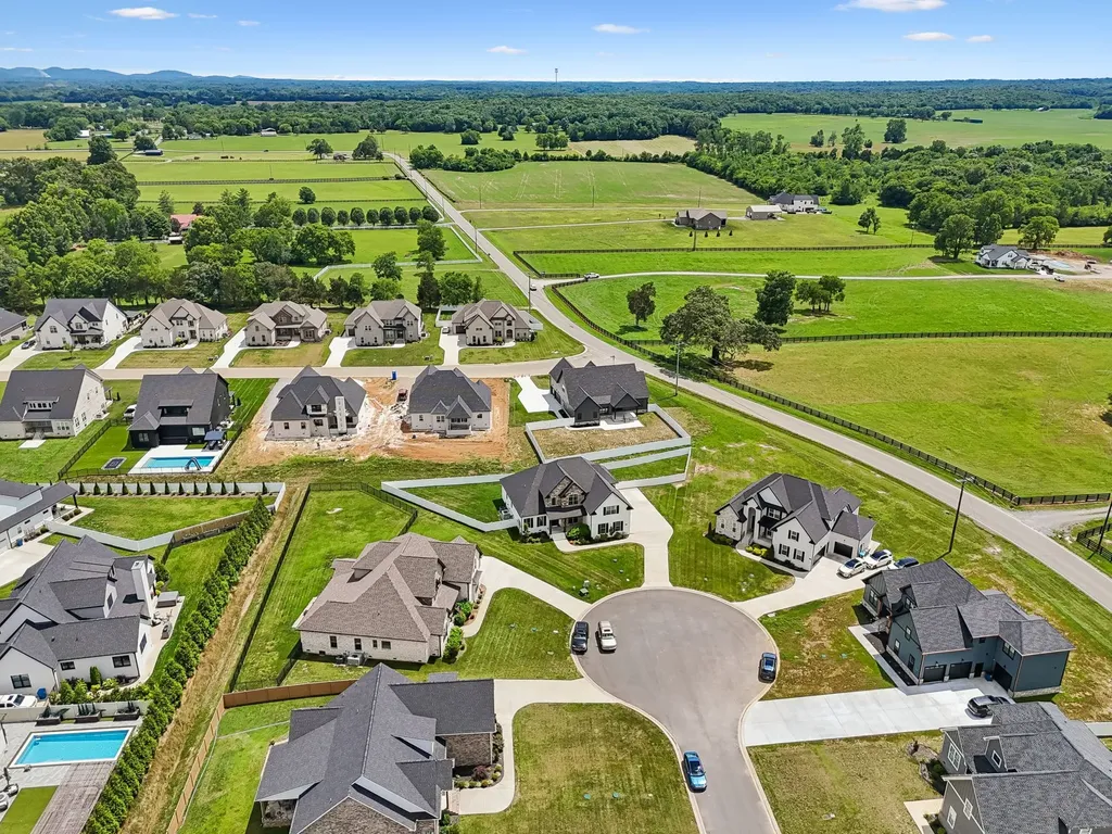 2729 Carousel Drive Murfreesboro TN 37128