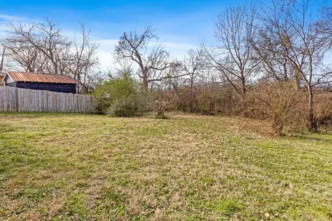 1213 N Chamberlain Avenue Chattanooga TN 37406