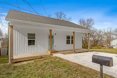 1213 N Chamberlain Avenue Chattanooga TN 37406
