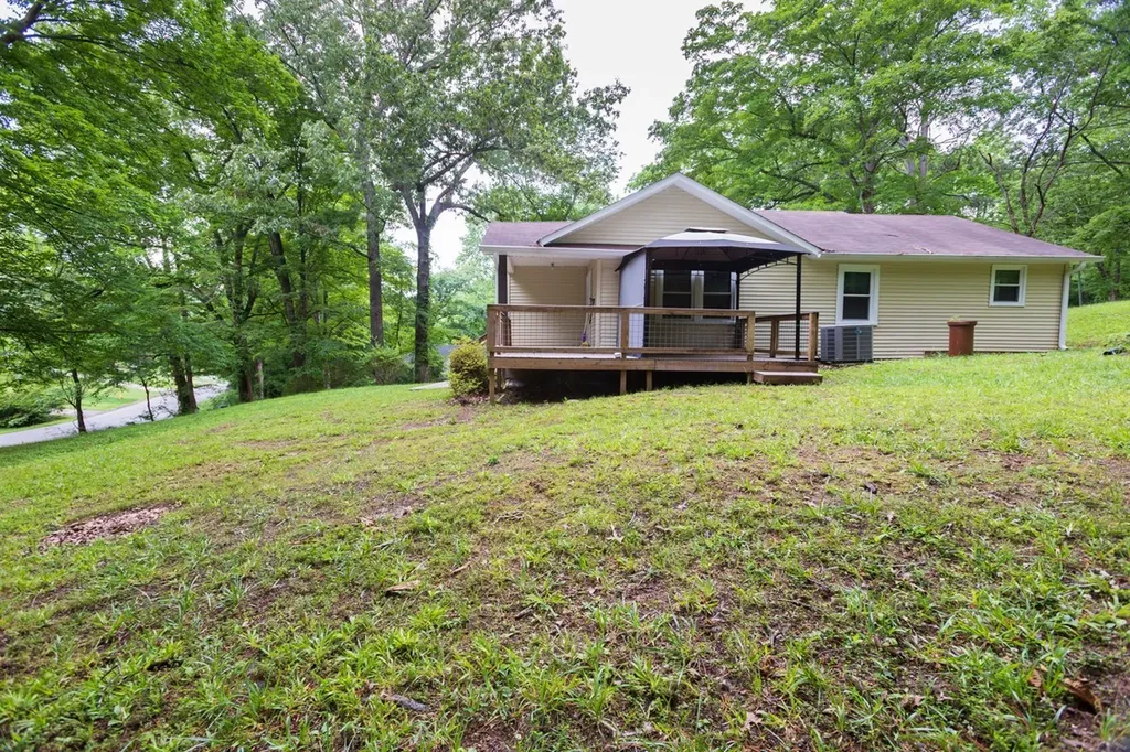 266 Denny Road Clarksville TN 37043