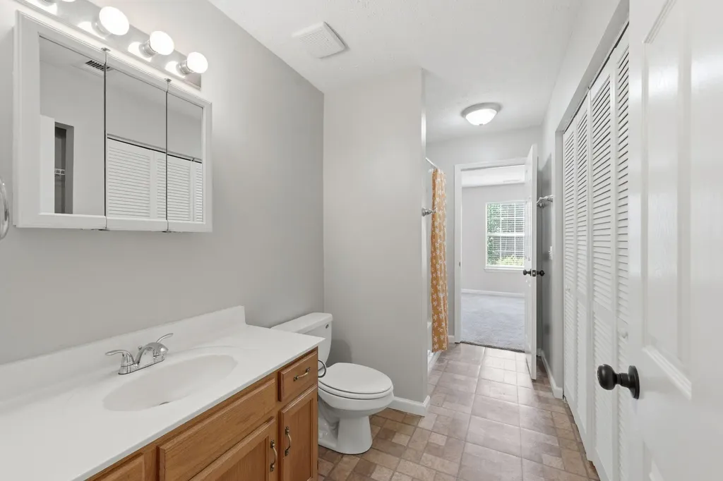 1134 Alandee Street Nashville TN 37214