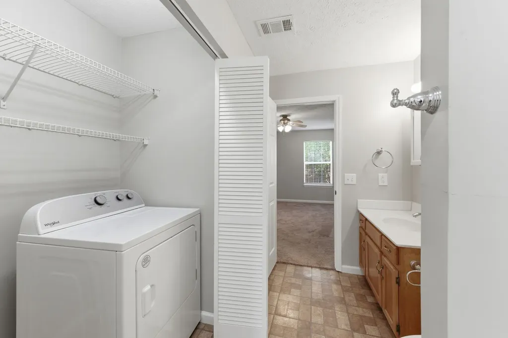1134 Alandee Street Nashville TN 37214