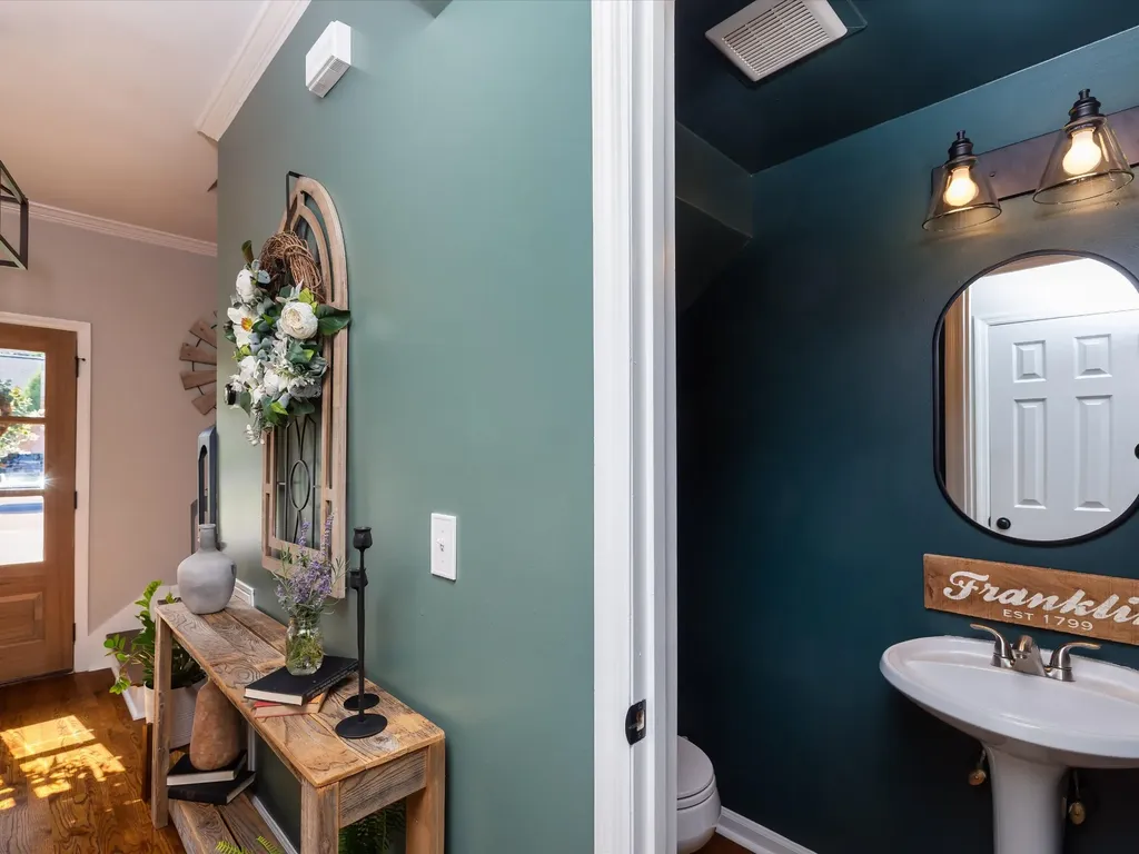 620 Independence Dr, E Franklin TN 37067