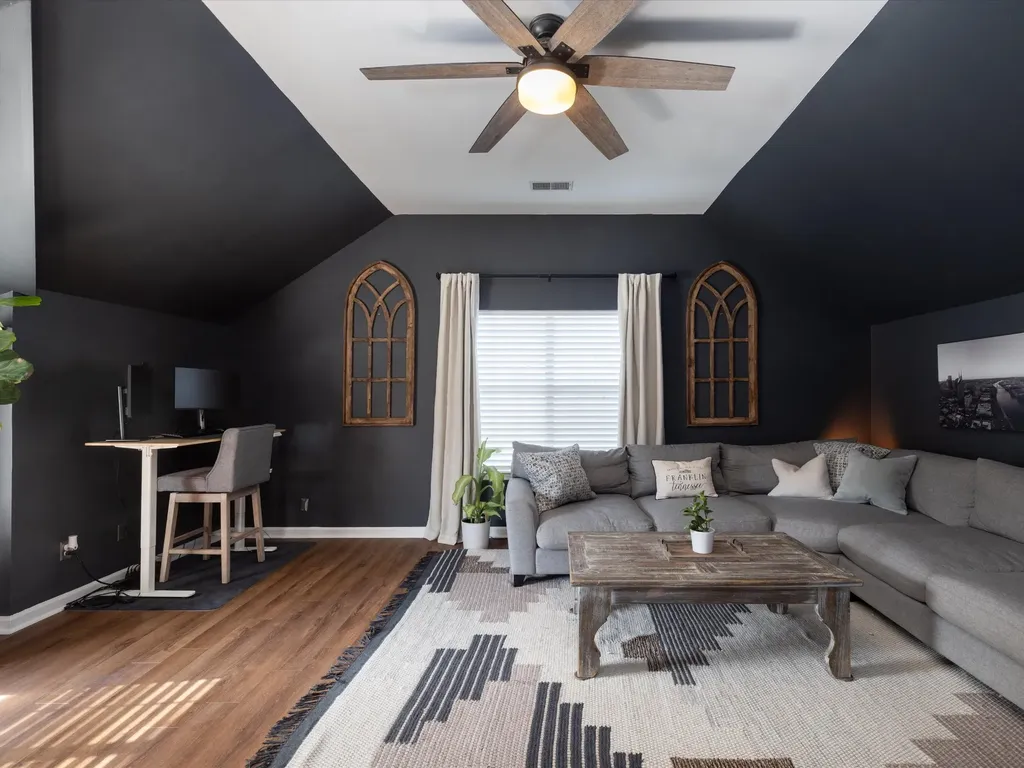 620 Independence Dr, E Franklin TN 37067