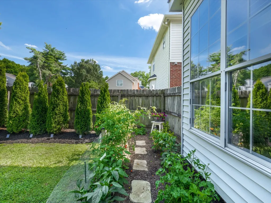 620 Independence Dr, E Franklin TN 37067