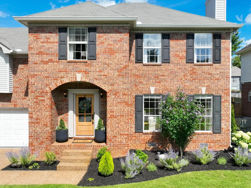 620 Independence Dr, E Franklin TN 37067