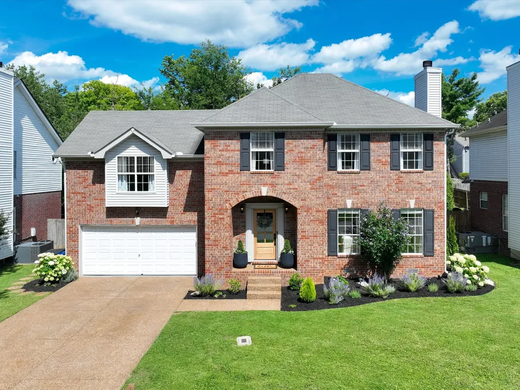 620 Independence Dr, E Franklin TN 37067