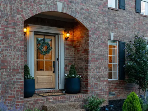 620 Independence Dr, E Franklin TN 37067