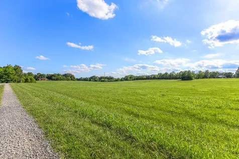5 Poplar Ridge Road Chapmansboro TN 37035