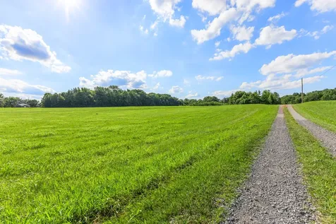 5 Poplar Ridge Road Chapmansboro TN 37035