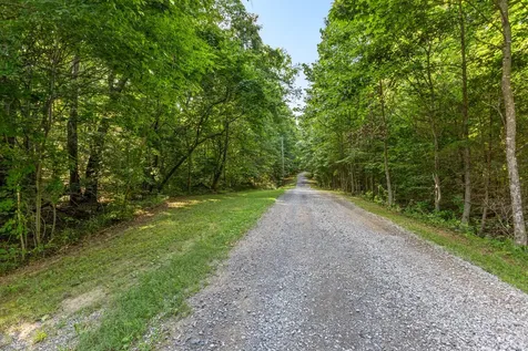 5 Poplar Ridge Road Chapmansboro TN 37035