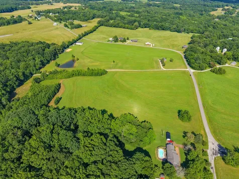 5 Poplar Ridge Road Chapmansboro TN 37035