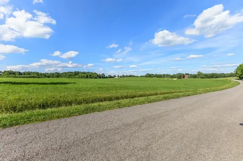 5 Poplar Ridge Road Chapmansboro TN 37035