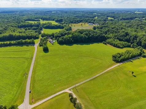 5 Poplar Ridge Road Chapmansboro TN 37035