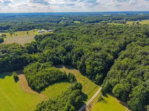5 Poplar Ridge Road Chapmansboro TN 37035