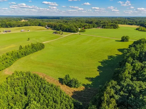 5 Poplar Ridge Road Chapmansboro TN 37035