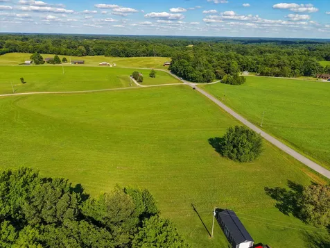 5 Poplar Ridge Road Chapmansboro TN 37035