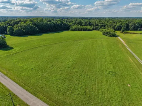 5 Poplar Ridge Road Chapmansboro TN 37035
