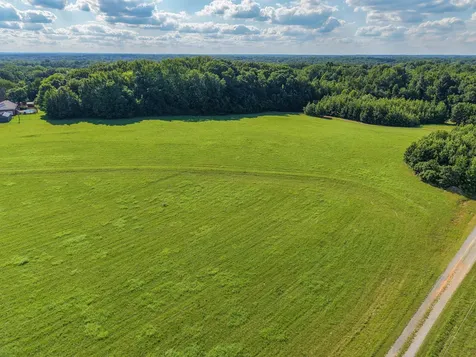 5 Poplar Ridge Road Chapmansboro TN 37035