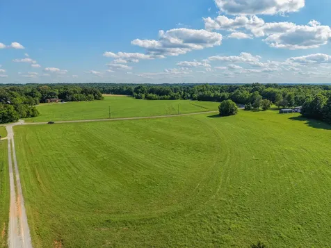 5 Poplar Ridge Road Chapmansboro TN 37035