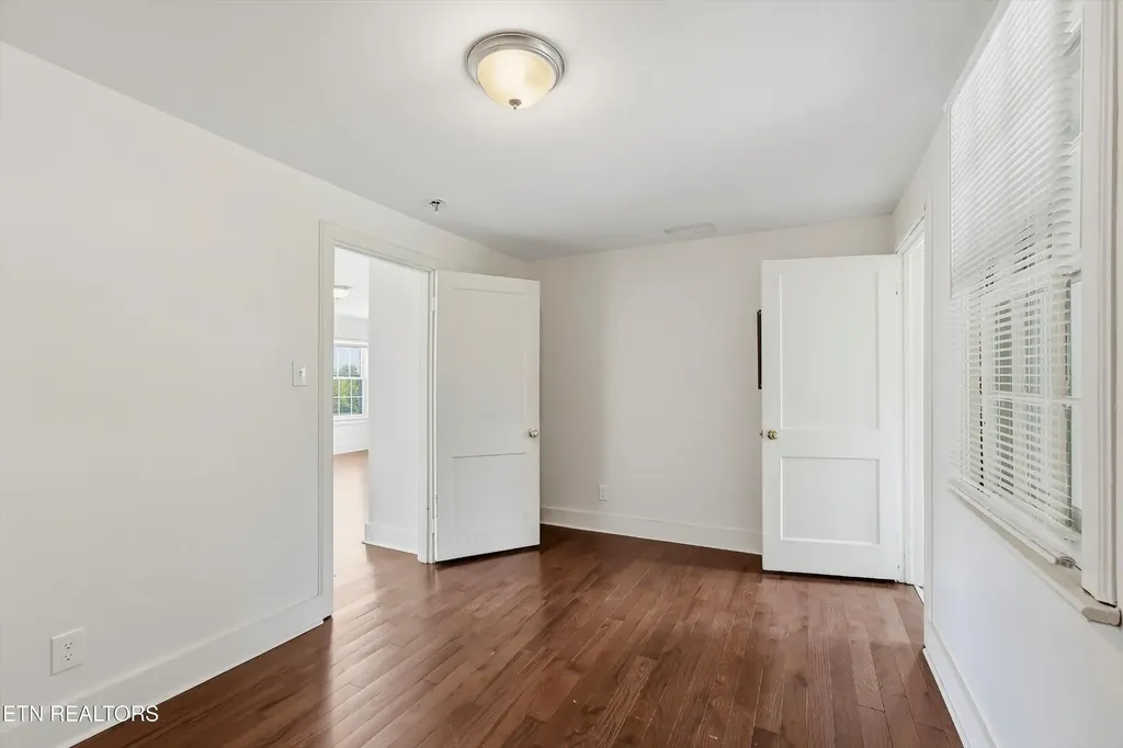 3206 E Magnolia Avenue Knoxville TN 37914