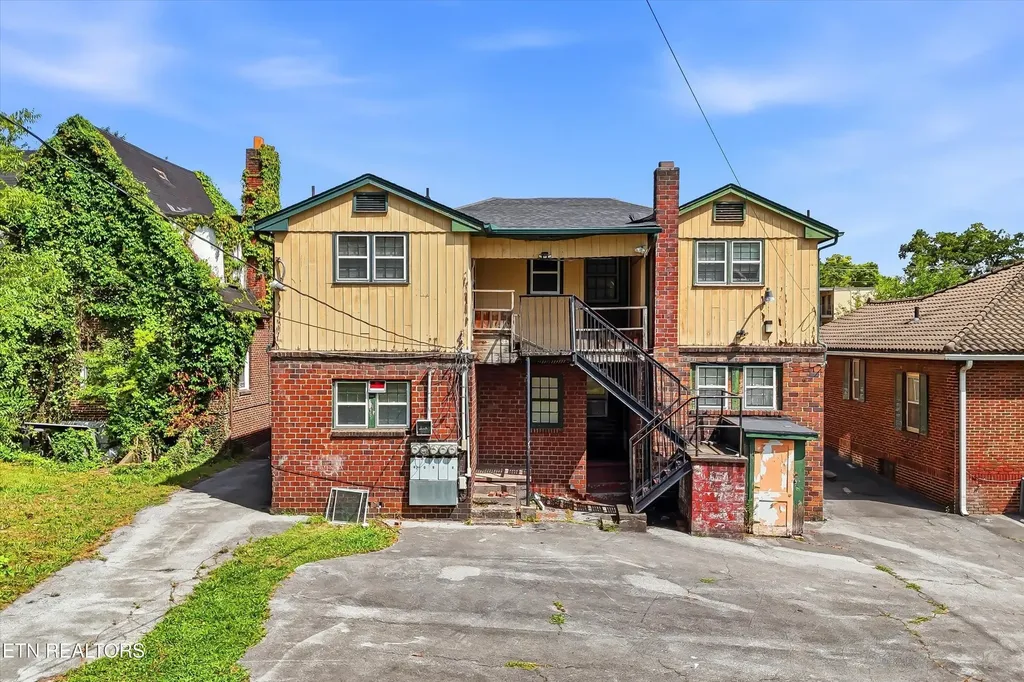 3206 E Magnolia Avenue Knoxville TN 37914