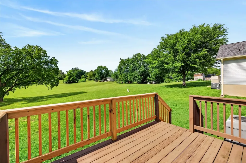 91 Grassmire Drive Clarksville TN 37042