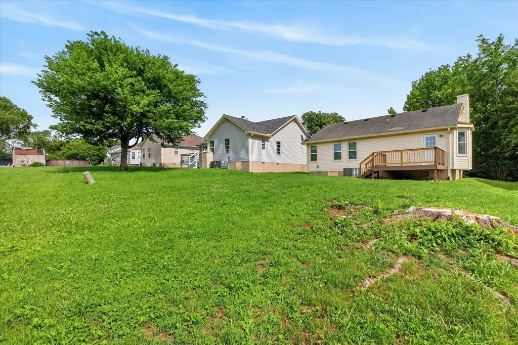 91 Grassmire Drive Clarksville TN 37042